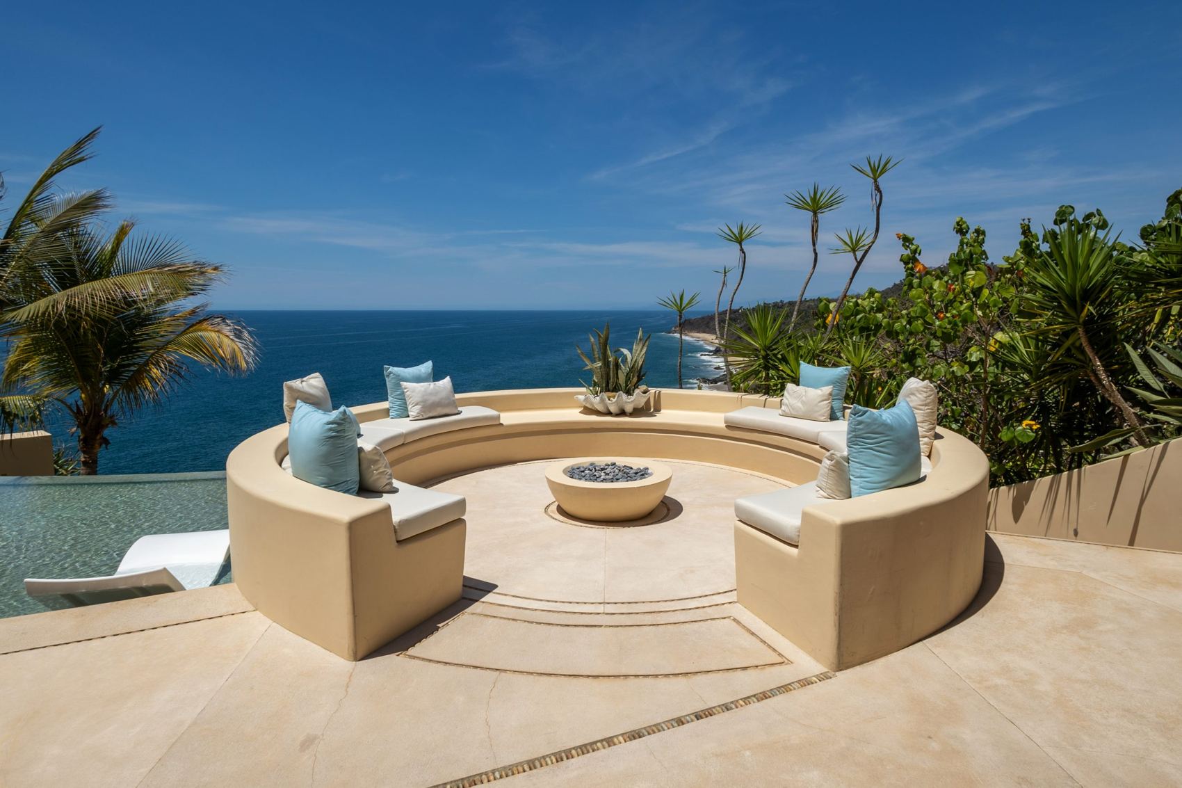 Oceanfront integration circle